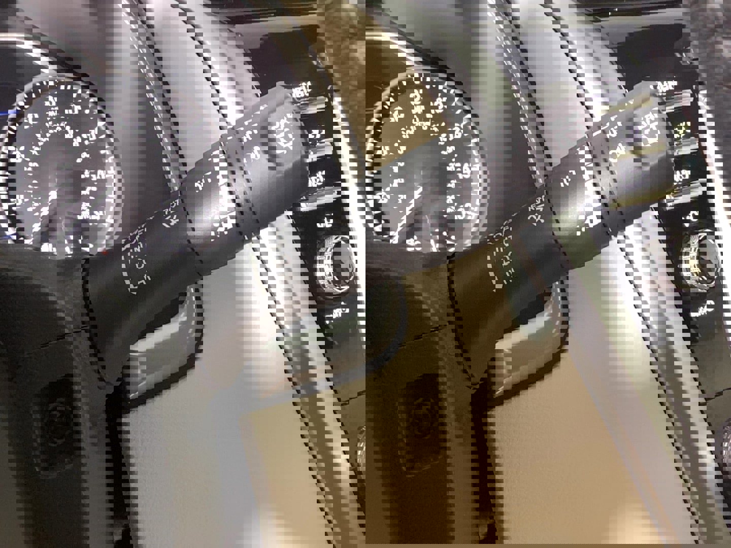 Used 2023 Nissan Murano SL w/ SL Moonroof Package image 24