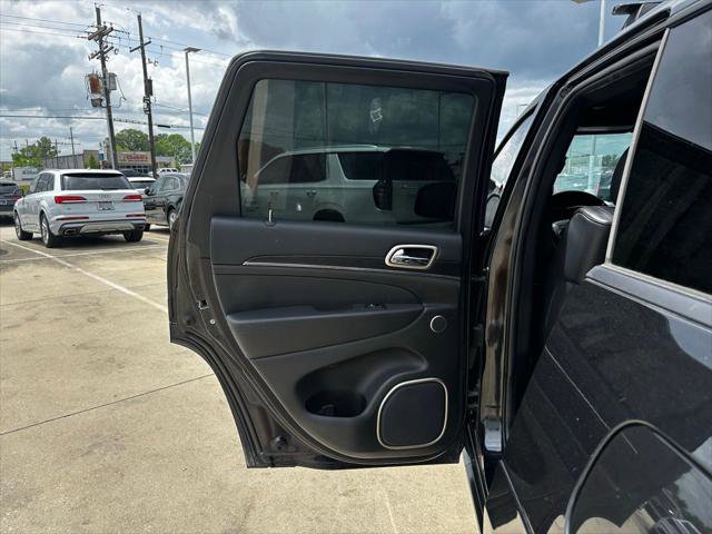 Used 2015 Jeep Grand Cherokee Summit AWD/4WD image 20