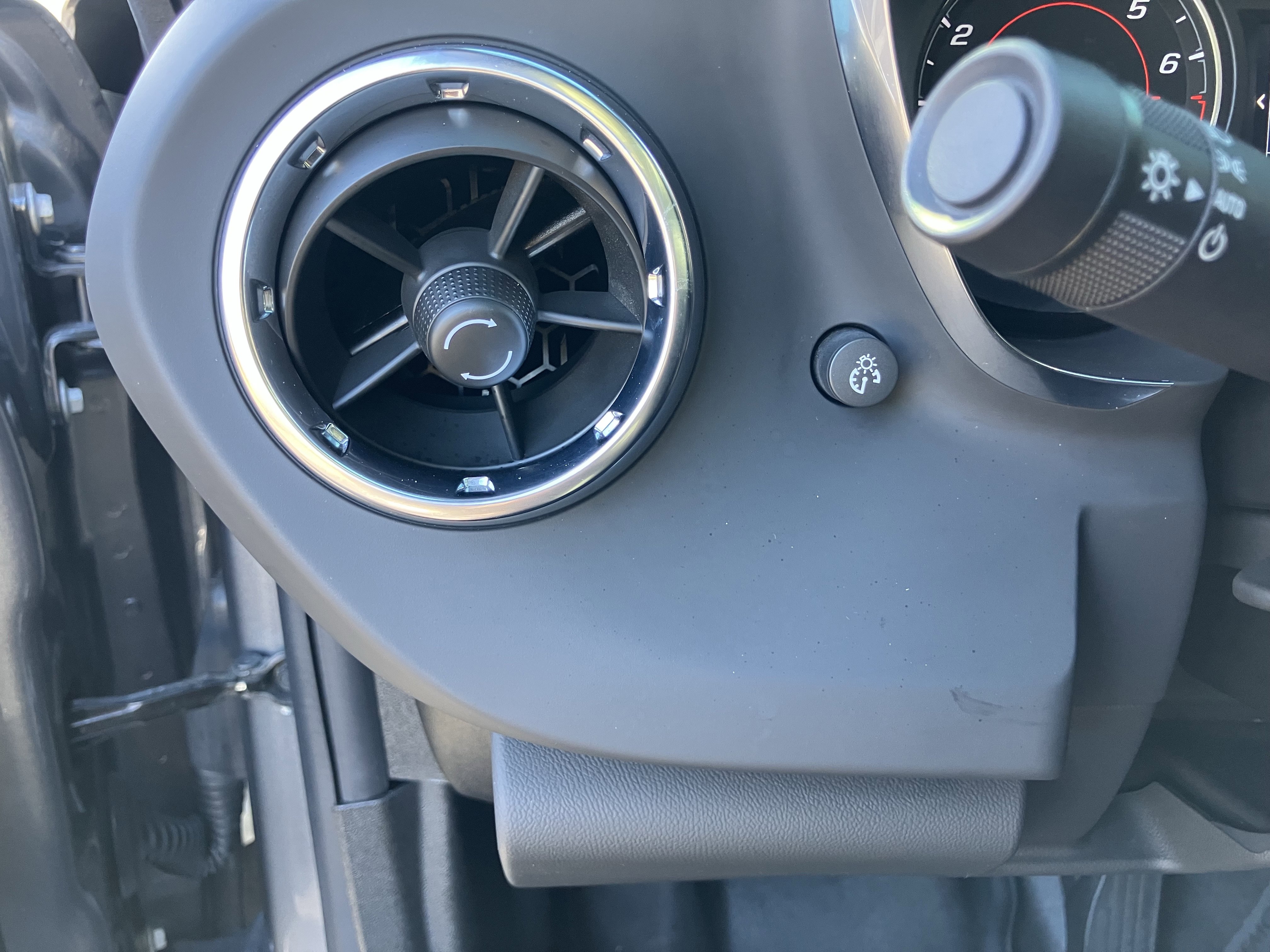 Used 2022 Chevrolet Camaro LT w/ RS Package image 21