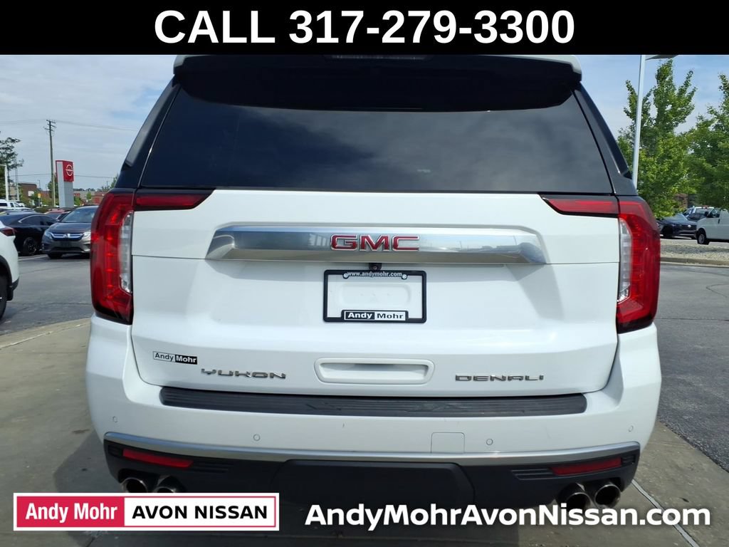 Used 2024 GMC Yukon XL Denali AWD/4WD image 11