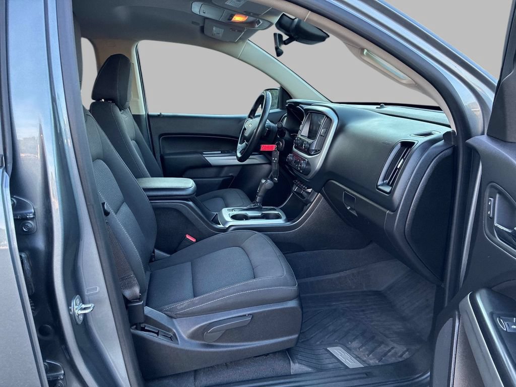 Used 2021 Chevrolet Colorado LT w/ Safety Package AWD/4WD image 9
