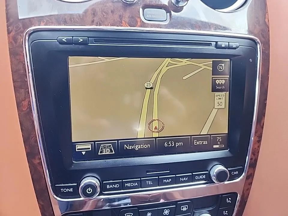 Used 2014 Bentley Flying Spur W12 image 8