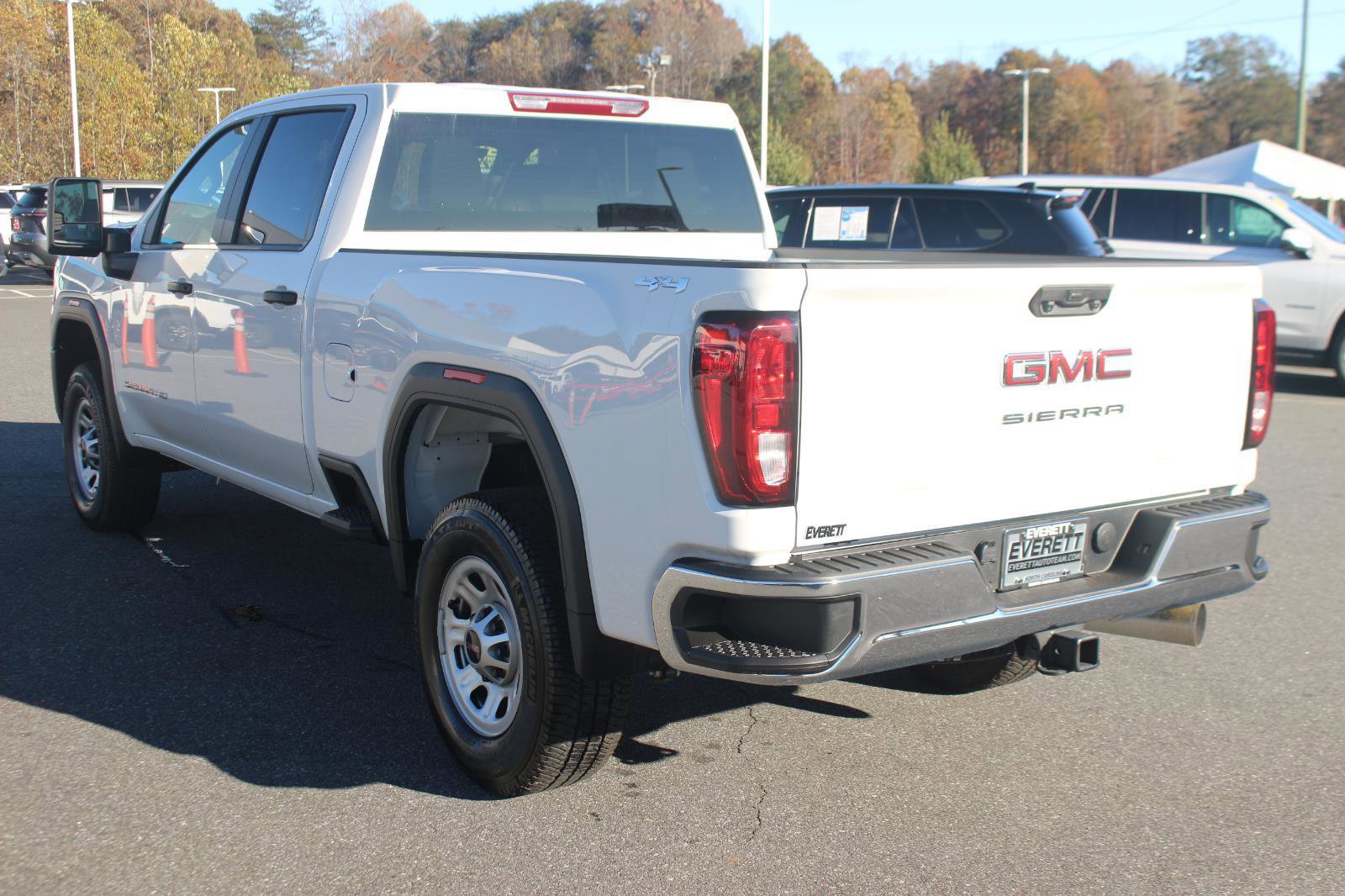 New 2025 GMC Sierra 2500 Pro w/ Convenience Package image 5