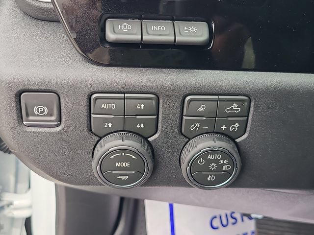 New 2026 Chevrolet Silverado 2500 LTZ w/ LTZ Convenience Package AWD/4WD image 23