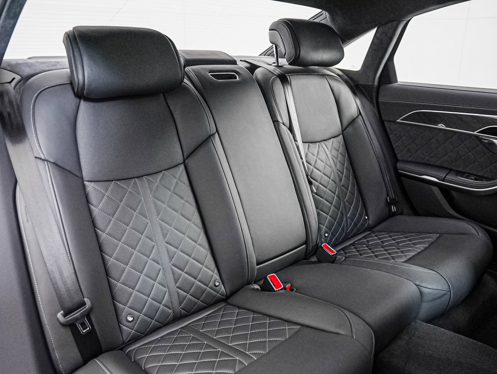 New 2025 Audi S8 image 13