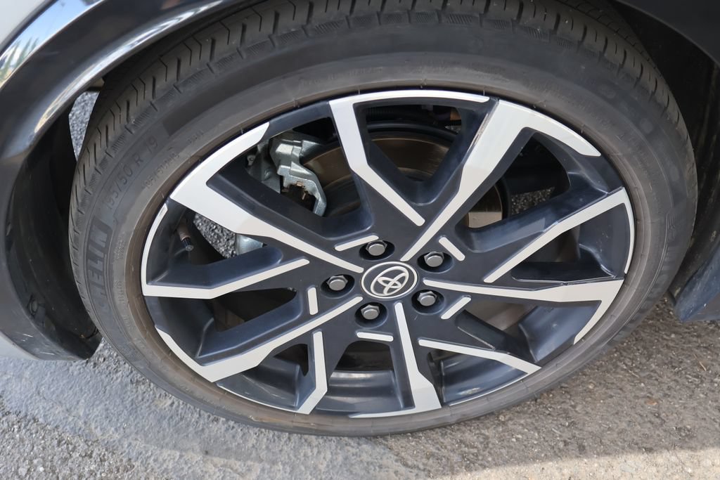Certified 2024 Toyota Prius Prime FWD image 60