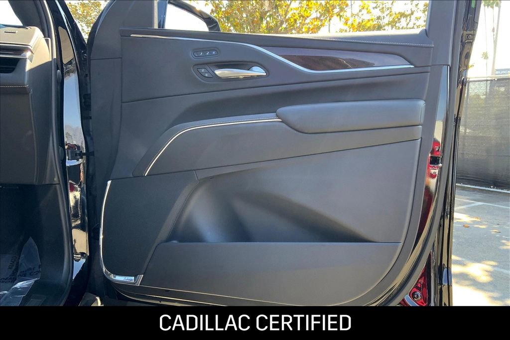 Certified 2023 Cadillac Escalade Sport Platinum w/ LPO, ONYX Package AWD/4WD image 22