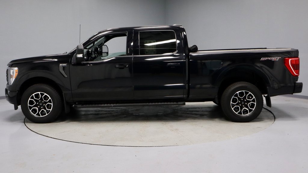 Certified 2022 Ford F150 XLT w/ Equipment Group 302A High image 9