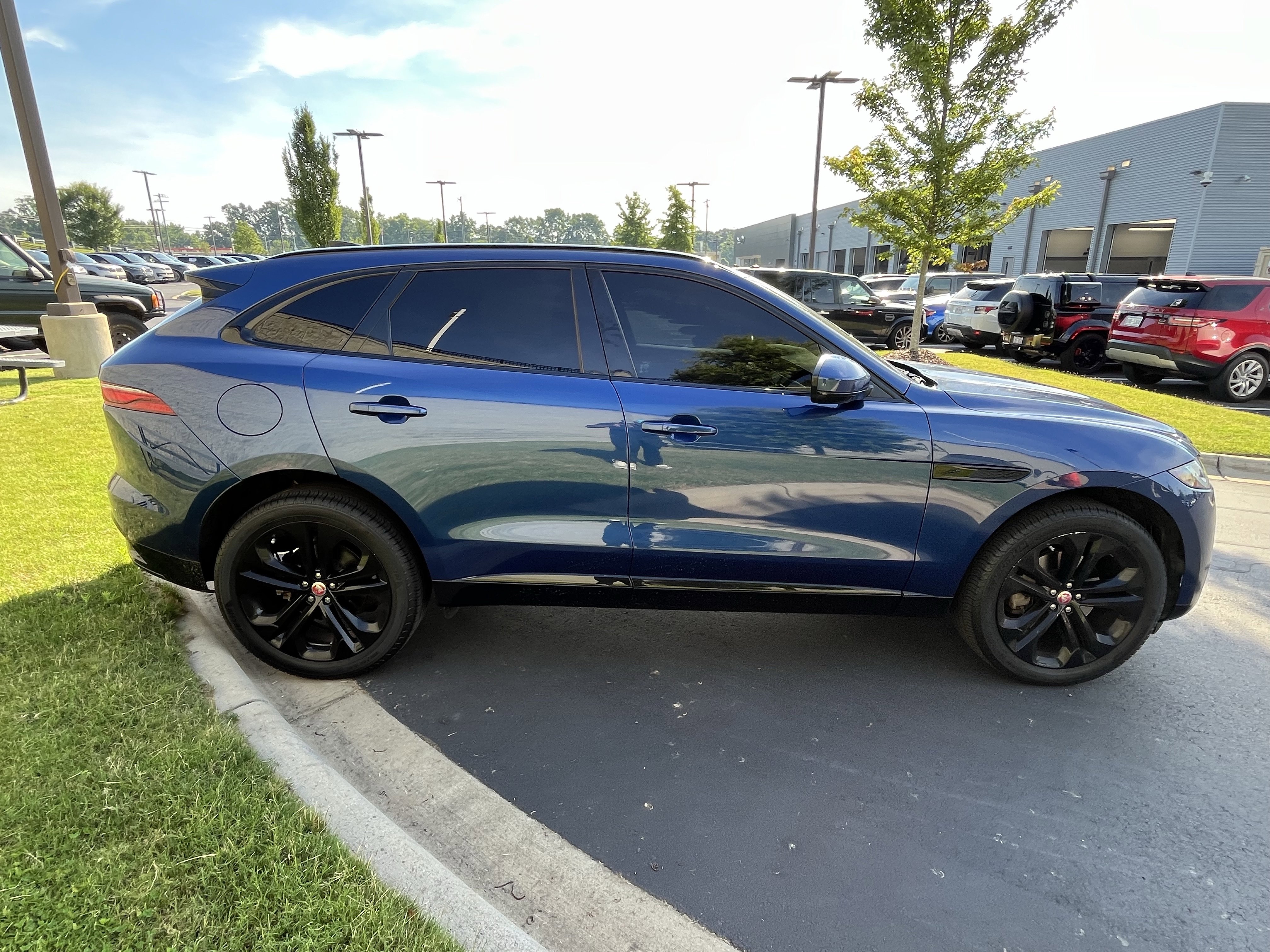 Used 2023 Jaguar F-PACE S AWD/4WD image 8