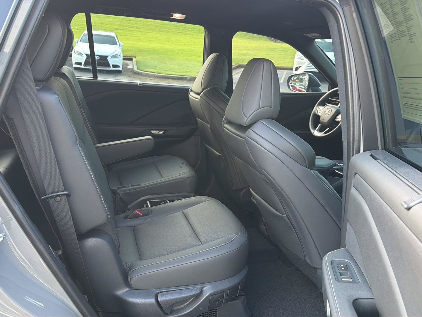 Certified 2025 Lexus TX 500h AWD w/ Technology Package image 14