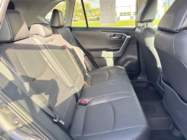 Used 2021 Toyota RAV4 Limited AWD/4WD image 14