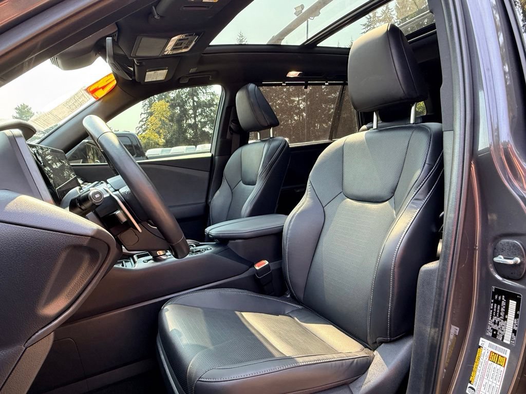 Used 2024 Lexus TX 350 AWD w/ Captains Chair Package image 23