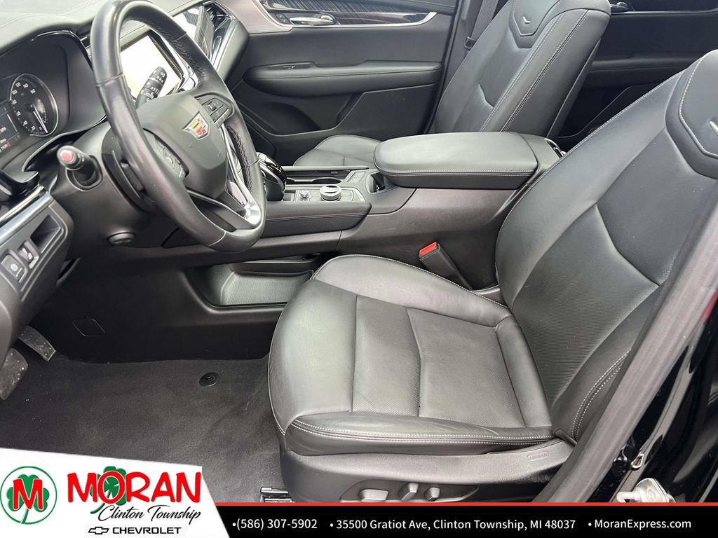 Certified 2024 Cadillac XT6 Premium Luxury FWD image 16