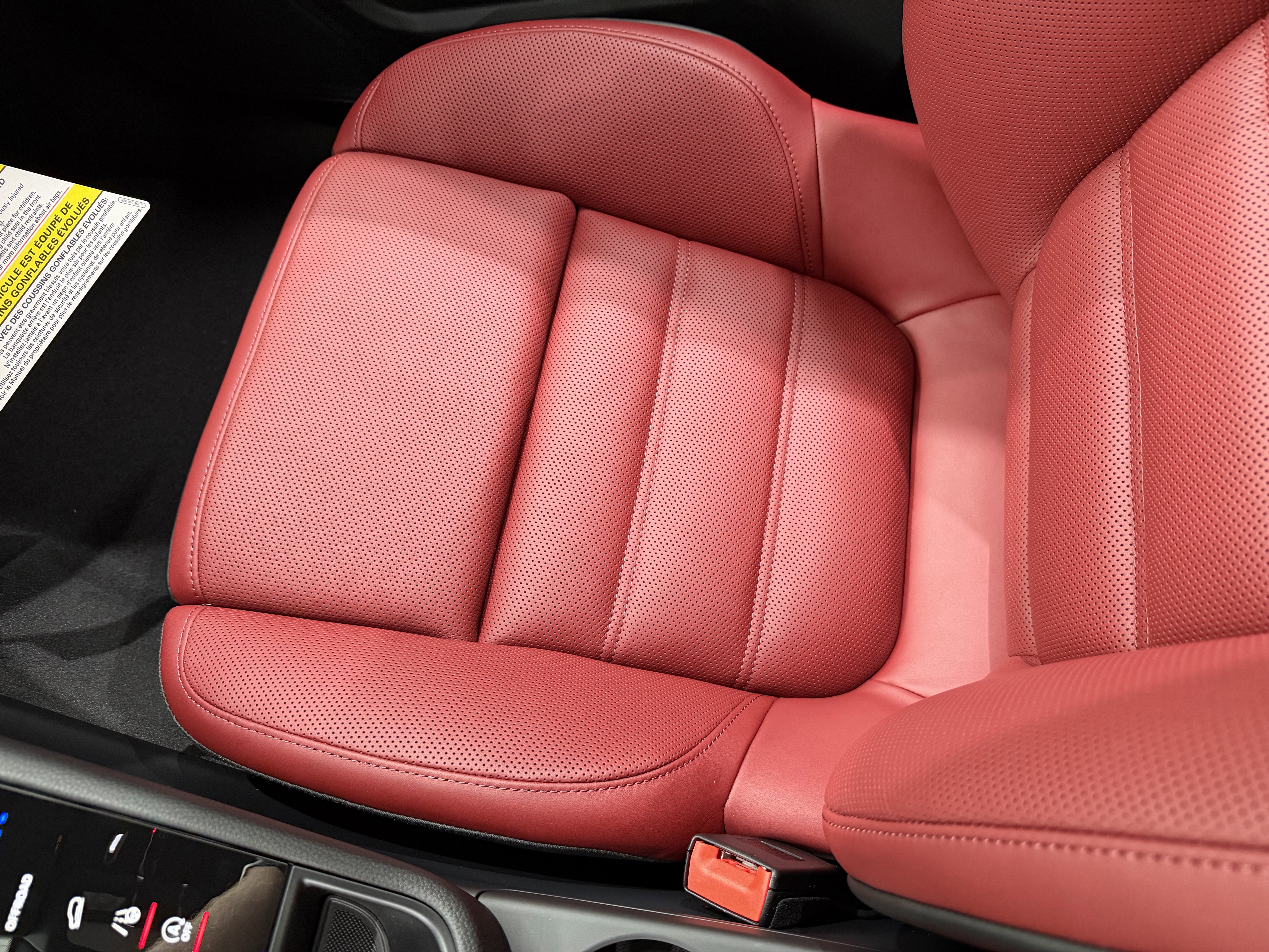 New 2026 Porsche Macan Turbo image 55