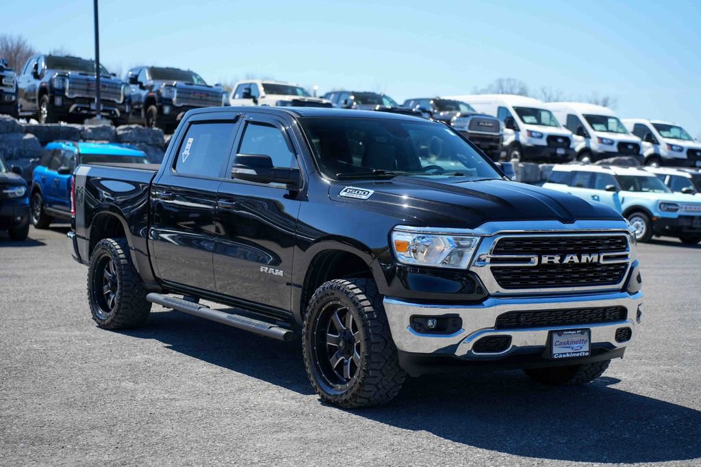 Used 2022 RAM 1500 Big Horn AWD/4WD image 3