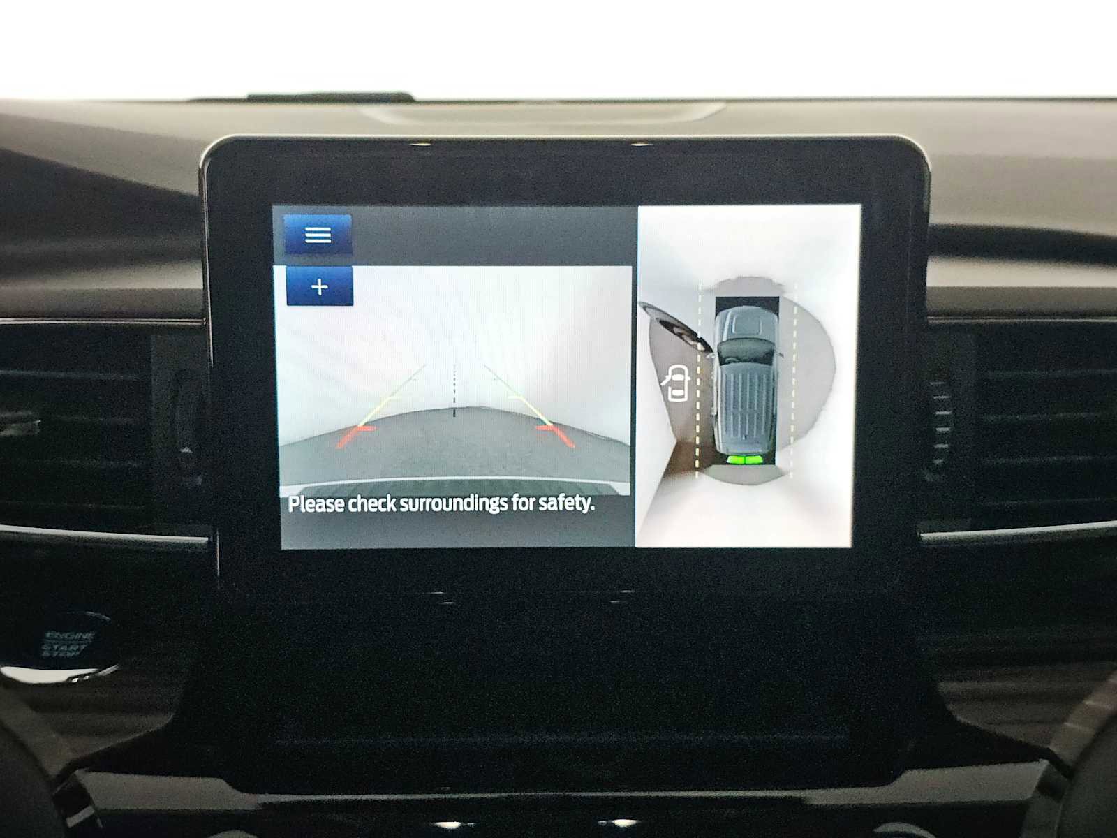 Used 2021 Ford Explorer Limited image 28