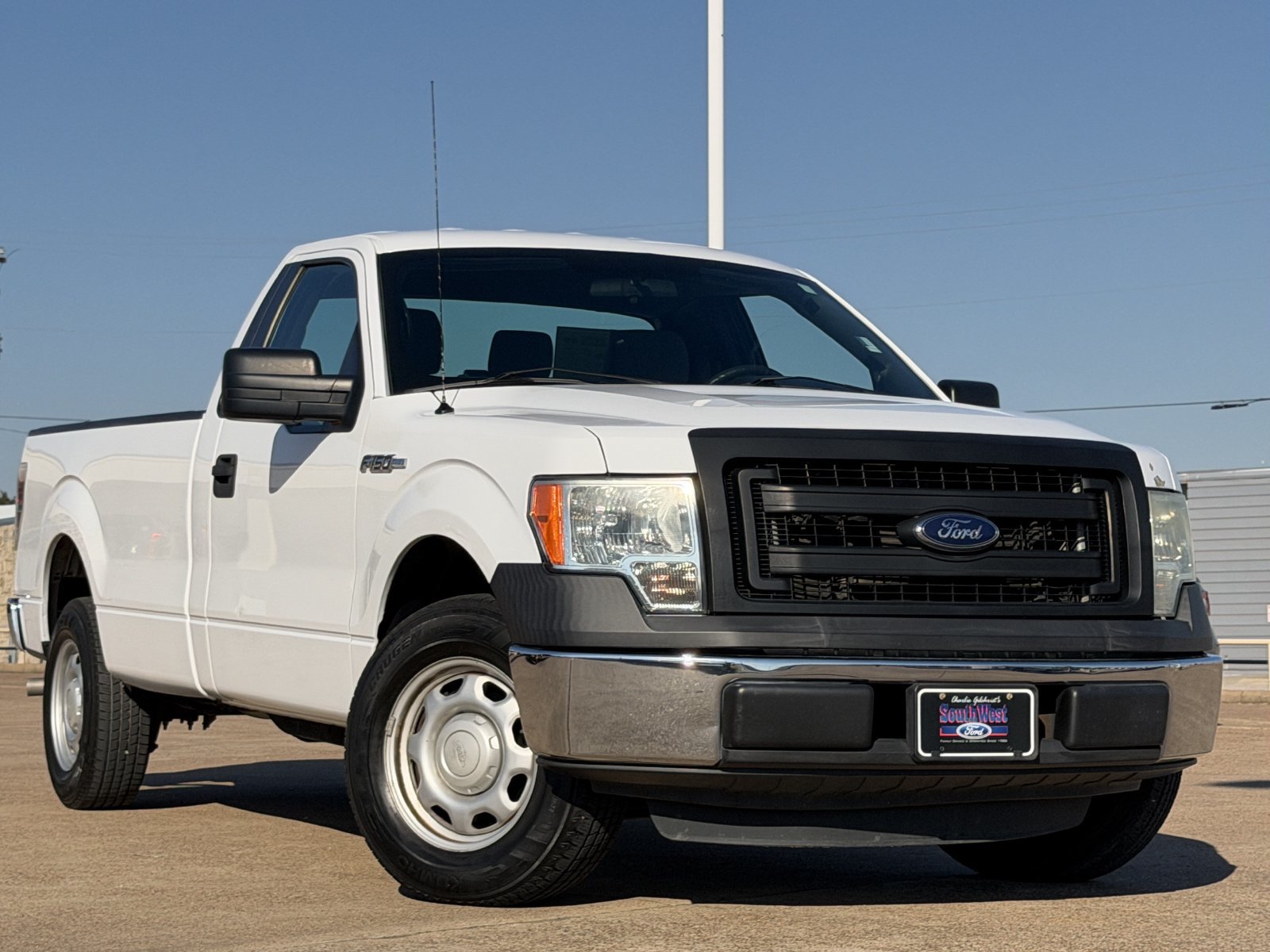Used 2014 Ford F150 XL w/ Equipment Group 101A Mid RWD image 2