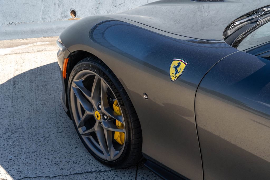 Certified 2022 Ferrari Roma RWD image 15