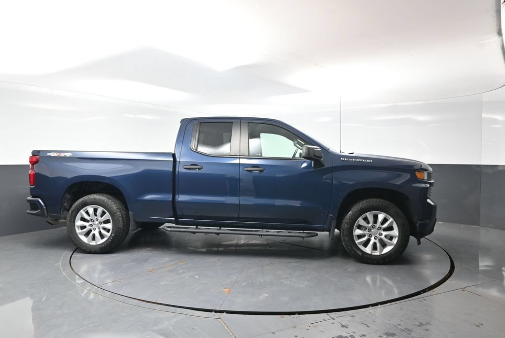 Used 2021 Chevrolet Silverado 1500 Custom AWD/4WD image 4
