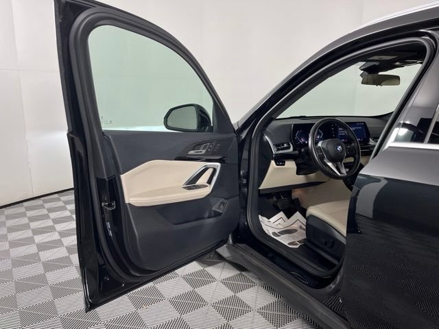 Used 2023 BMW X1 xDrive28i w/ Convenience Package AWD/4WD image 17