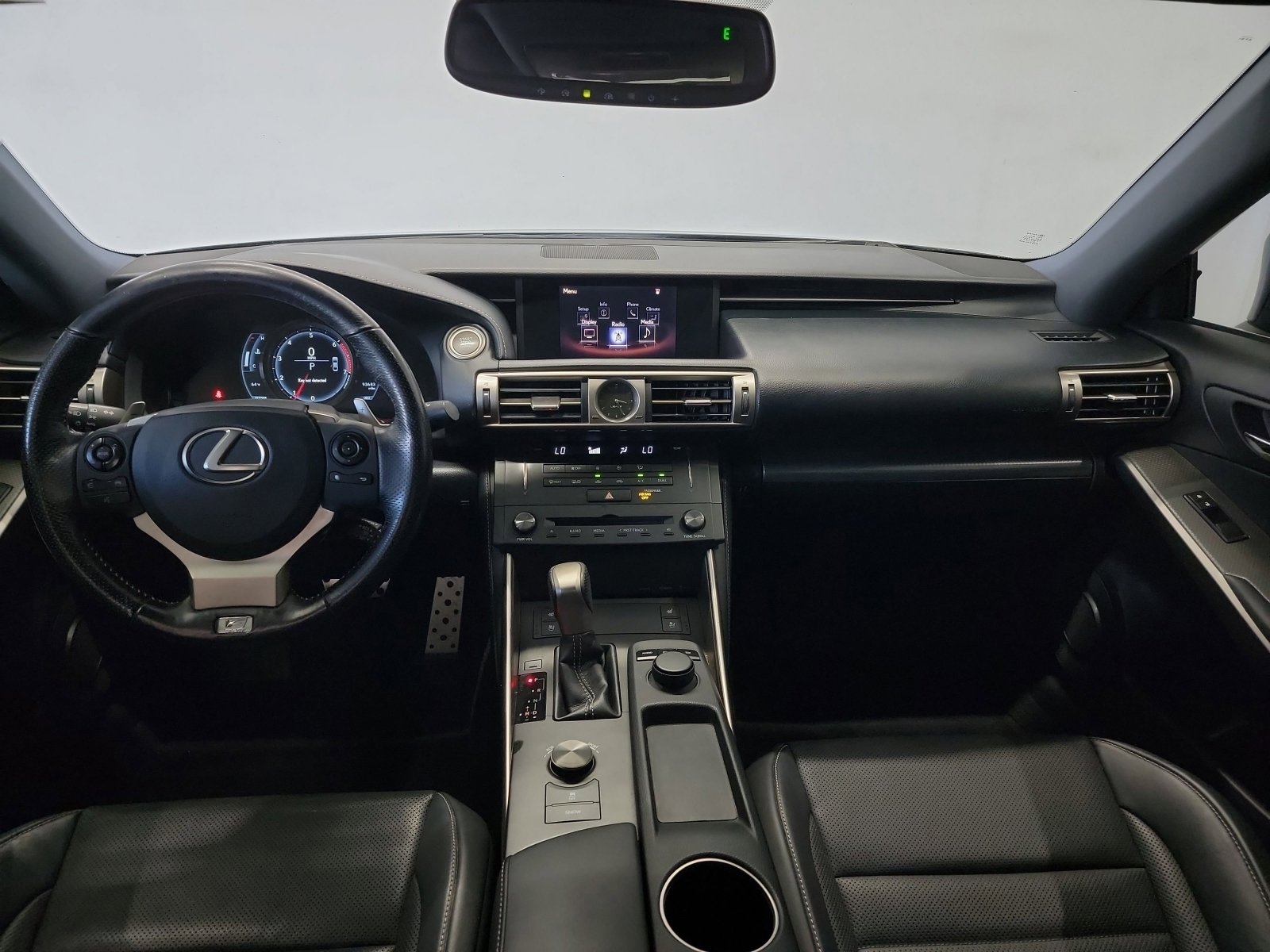 Used 2016 Lexus IS 200t w/ F Sport Package RWD image 15