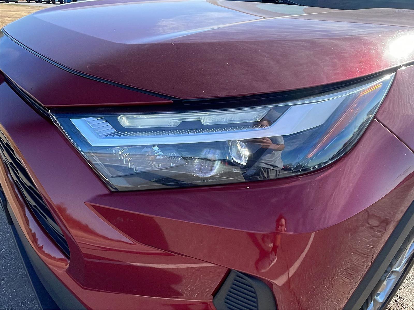 Used 2023 Toyota RAV4 XLE image 9