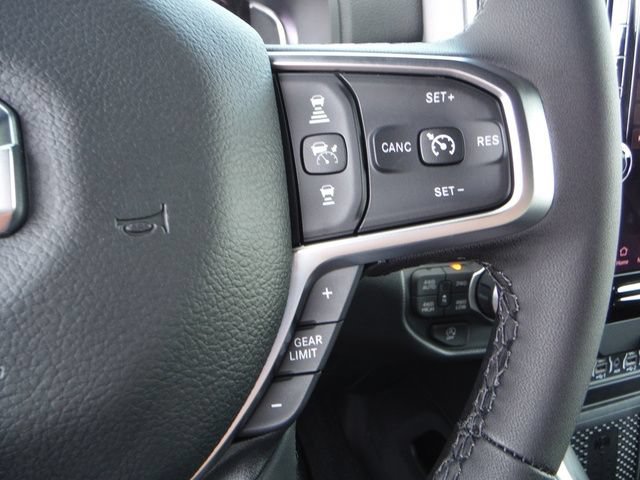 New 2026 RAM 1500 4x4 Crew Cab image 51