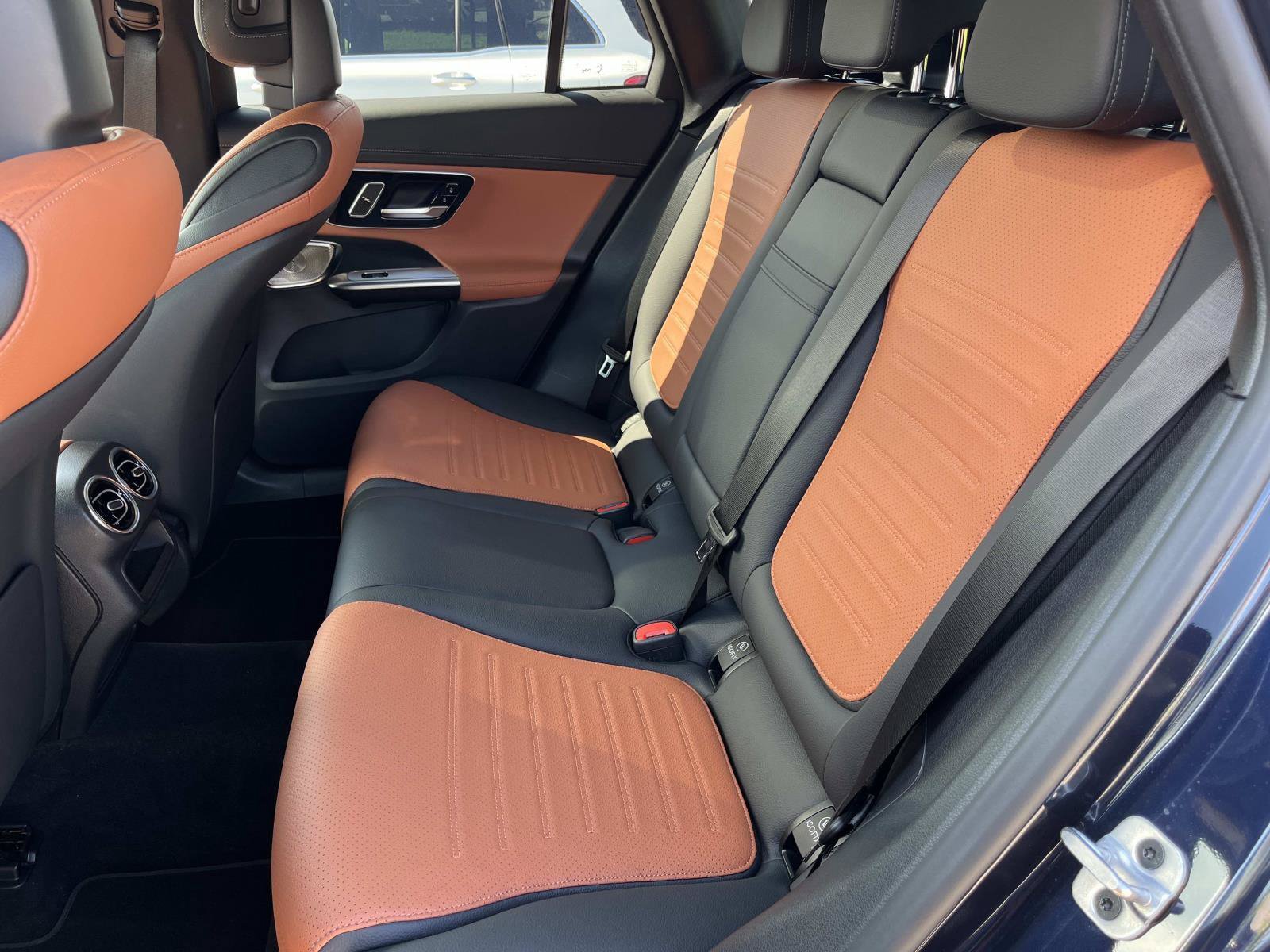 Certified 2024 Mercedes-Benz GLC 300 4MATIC image 17