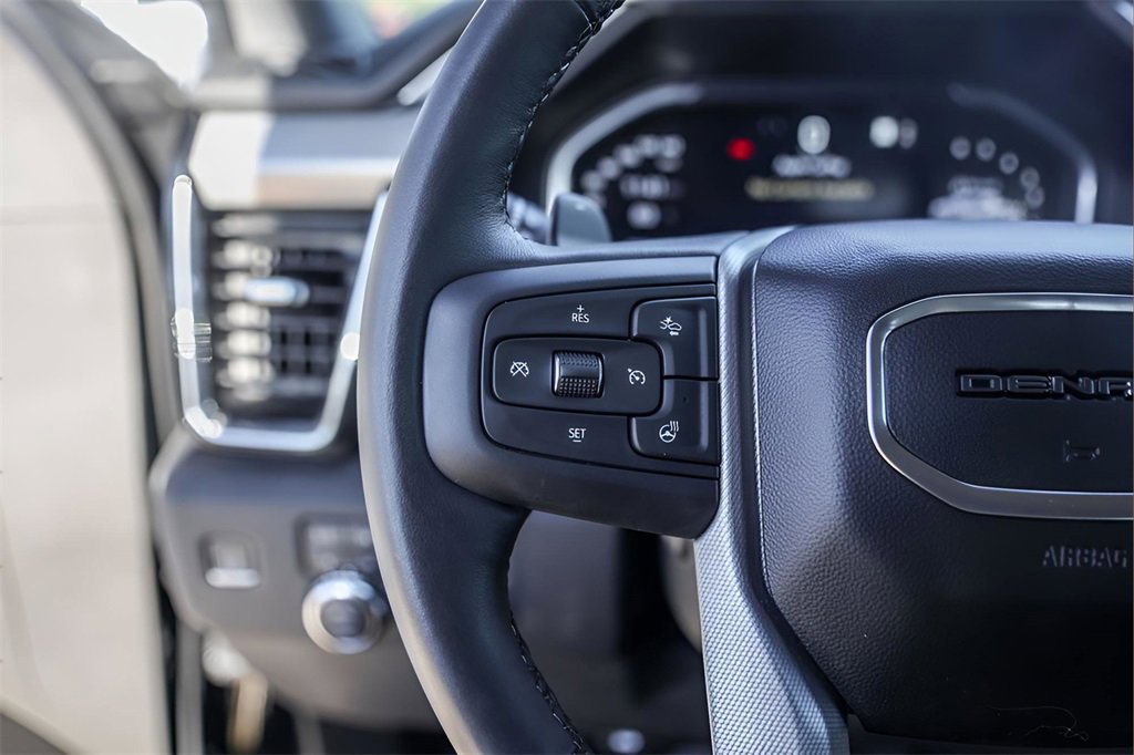 Used 2022 GMC Sierra 1500 Denali image 14