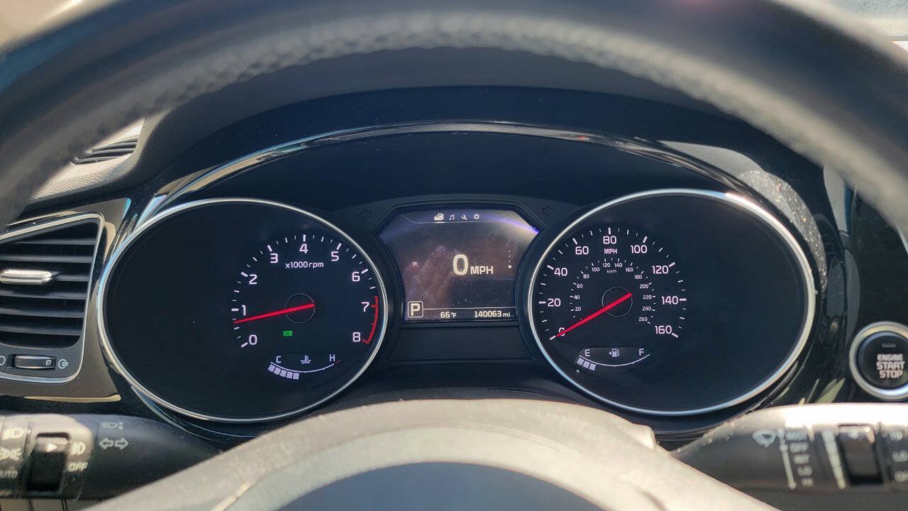 Used 2015 Kia Sedona EX w/ EX Premium Package FWD image 12