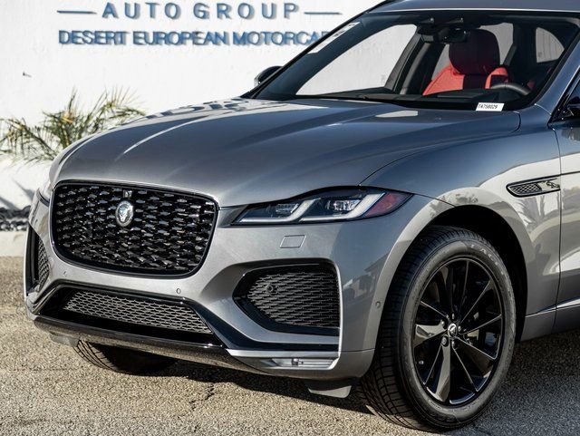 New 2026 Jaguar F-PACE R-Dynamic S image 2