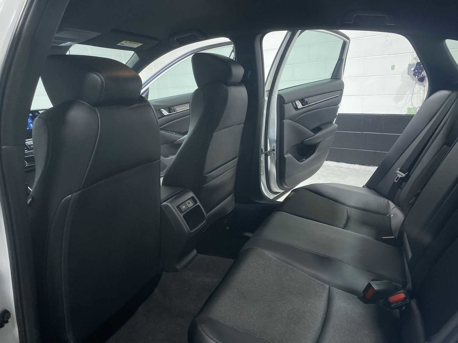 Used 2022 Honda Accord Sport image 12