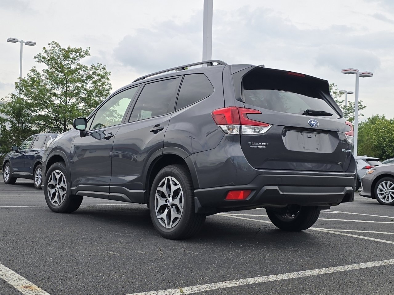 Used 2023 Subaru Forester Premium AWD/4WD image 7