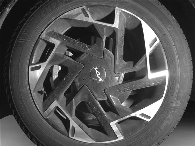 Used 2023 Kia Sportage SX FWD image 9