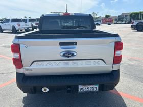 Used 2024 Ford Maverick Lariat FWD image 6