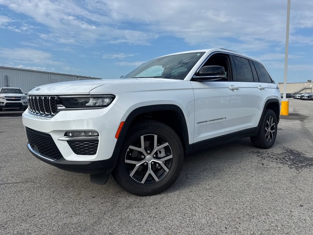 Used 2025 Jeep Grand Cherokee Limited AWD/4WD 360° Tour