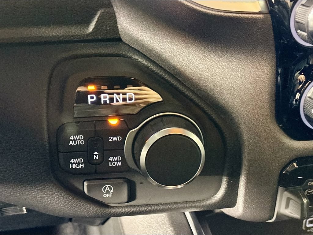 New 2026 RAM 1500 Big Horn w/ Night Edition AWD/4WD image 17