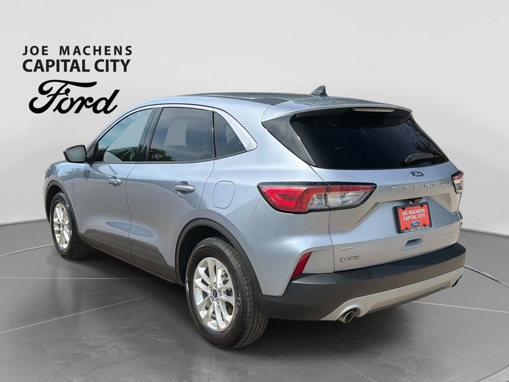 Used 2022 Ford Escape SE w/ Convenience Package FWD image 7