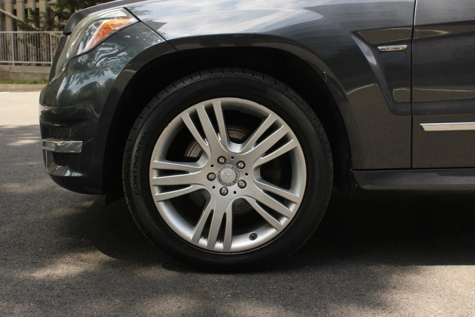 Used 2013 Mercedes-Benz GLK 350 4MATIC w/ Premium 1 Pkg w/o Sunroof image 11