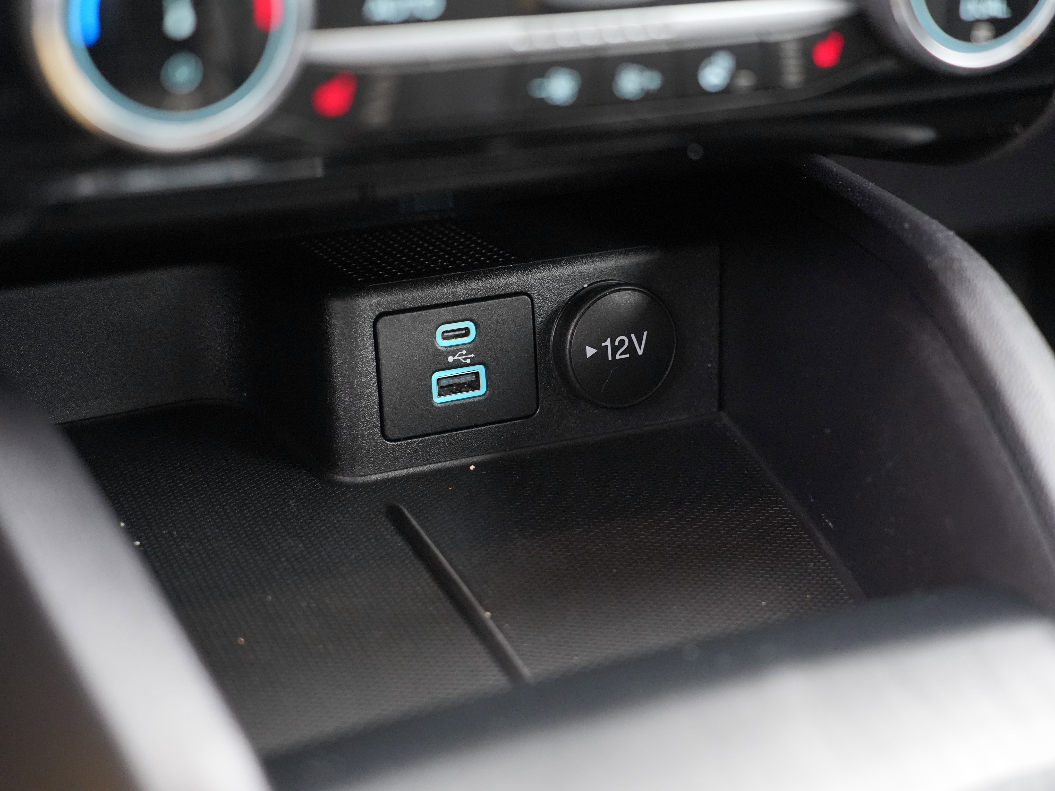 Used 2022 Ford Escape SEL image 33