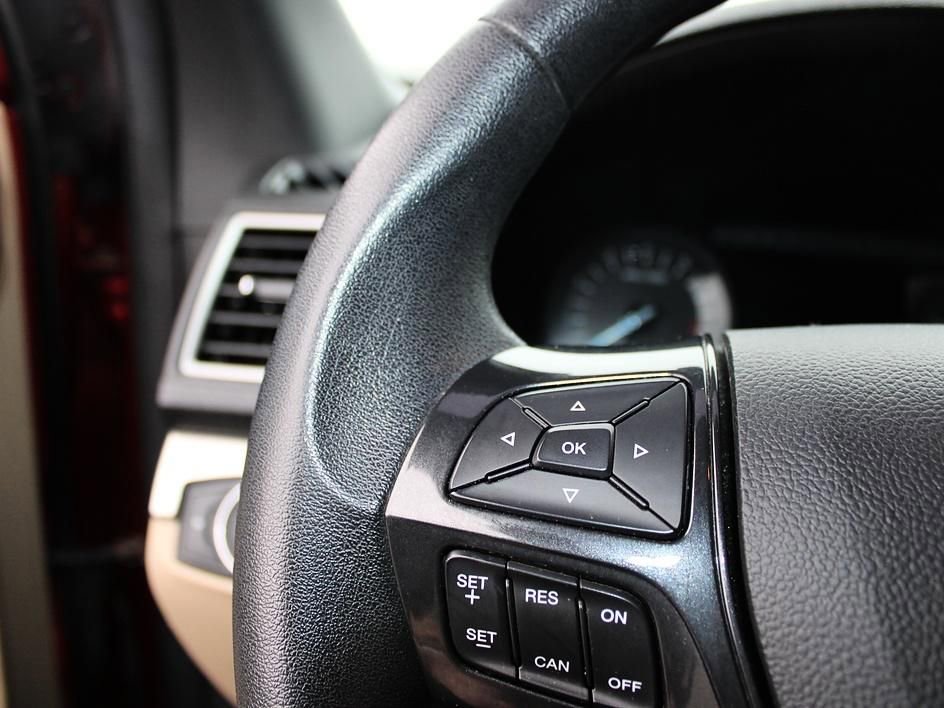 Used 2017 Ford Explorer FWD image 17