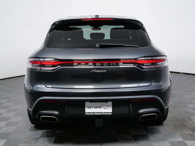 New 2026 Porsche Macan image 32