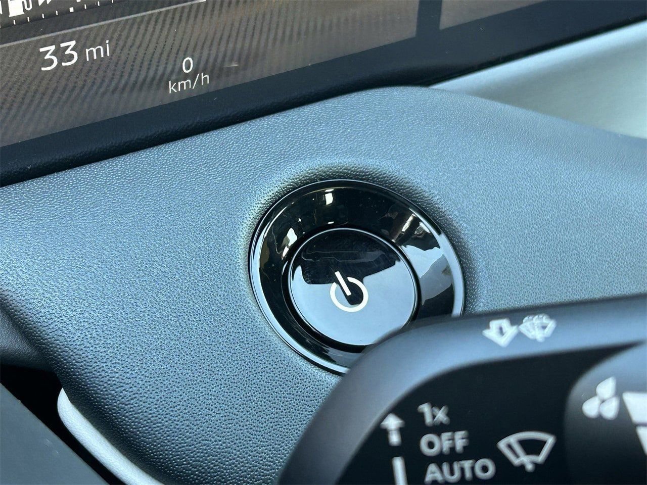 New 2026 Nissan Leaf Platinum+ w/ Cargo Package (Platinum+) image 29