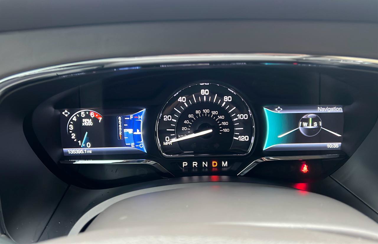 Used 2016 Lincoln Navigator Reserve AWD/4WD image 21