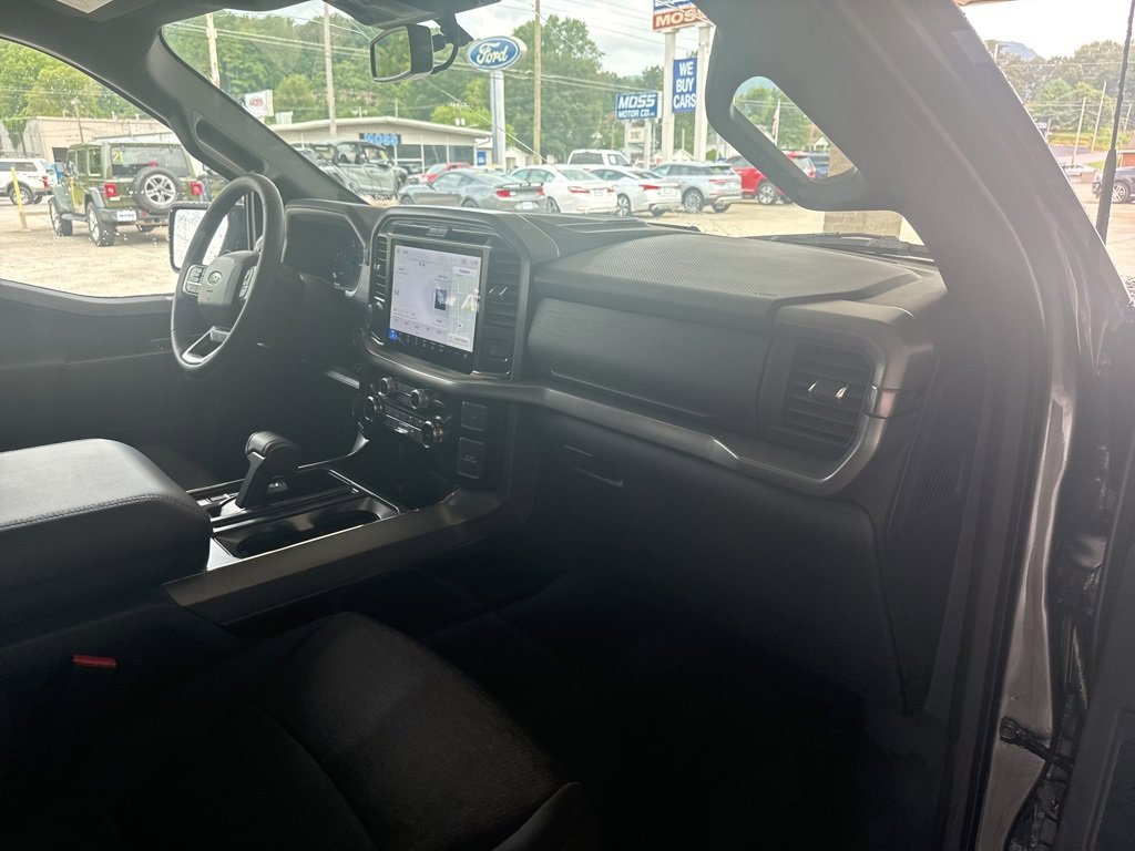 New 2025 Ford F150 XLT image 18