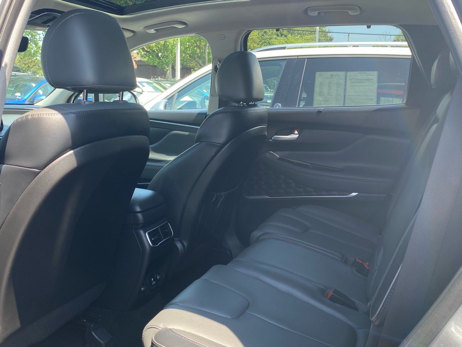 Used 2023 Hyundai Santa Fe Limited AWD/4WD image 19
