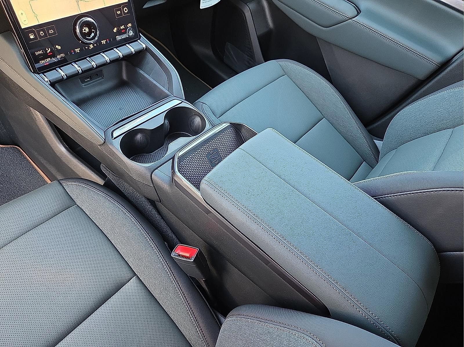 New 2026 GMC Terrain AT4 AWD/4WD image 25