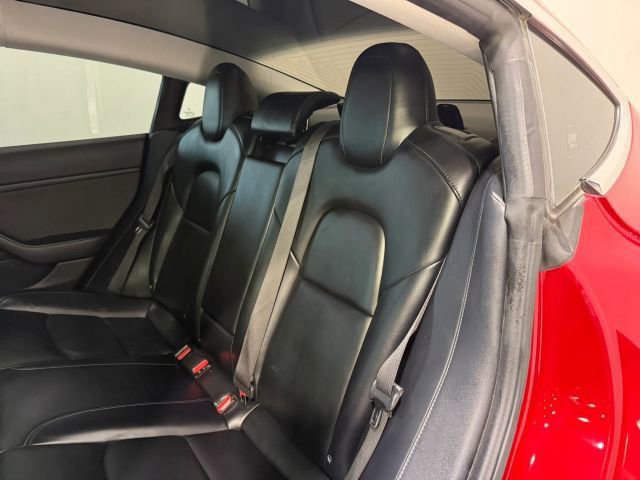 Used 2018 Tesla Model 3 Long Range image 19