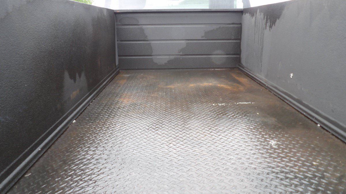 Used 2016 RAM 2500 Tradesman RWD image 4