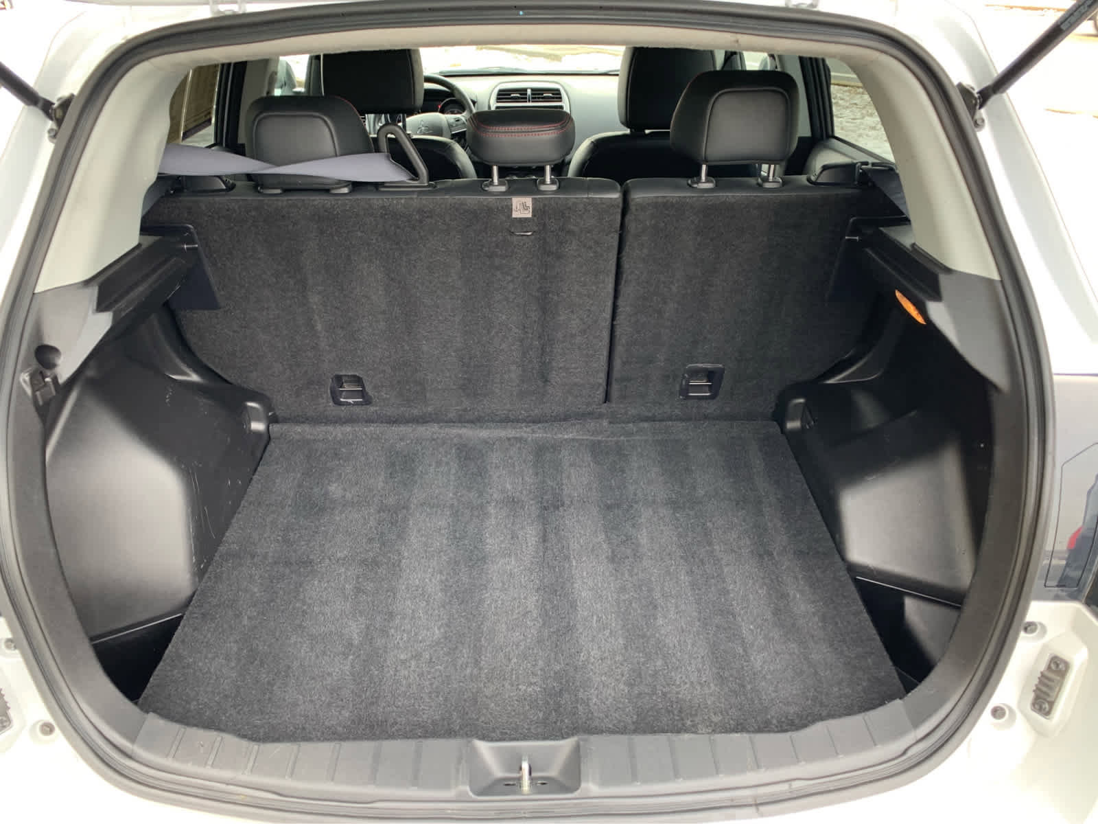 Used 2022 Mitsubishi Outlander Sport SE image 6